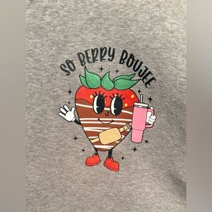Wild Fable Cut Off Gray Sweatshirt “So Berry Boujee” Strawberry Women’s Size XXL